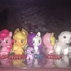 Little toys for girls